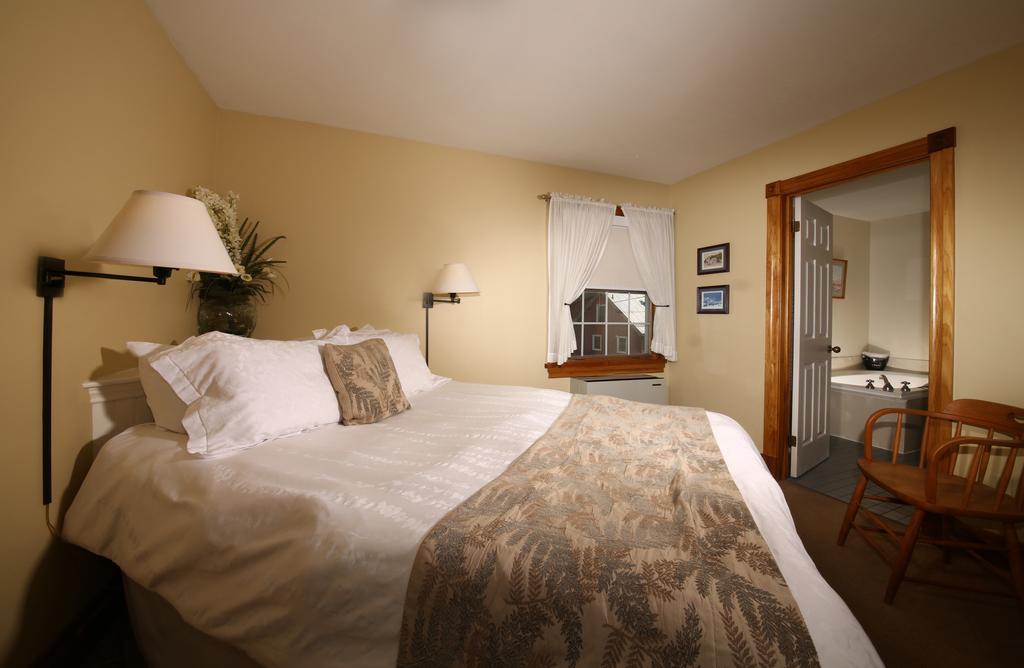 Kettle Creek Inn Port Stanley Εξωτερικό φωτογραφία