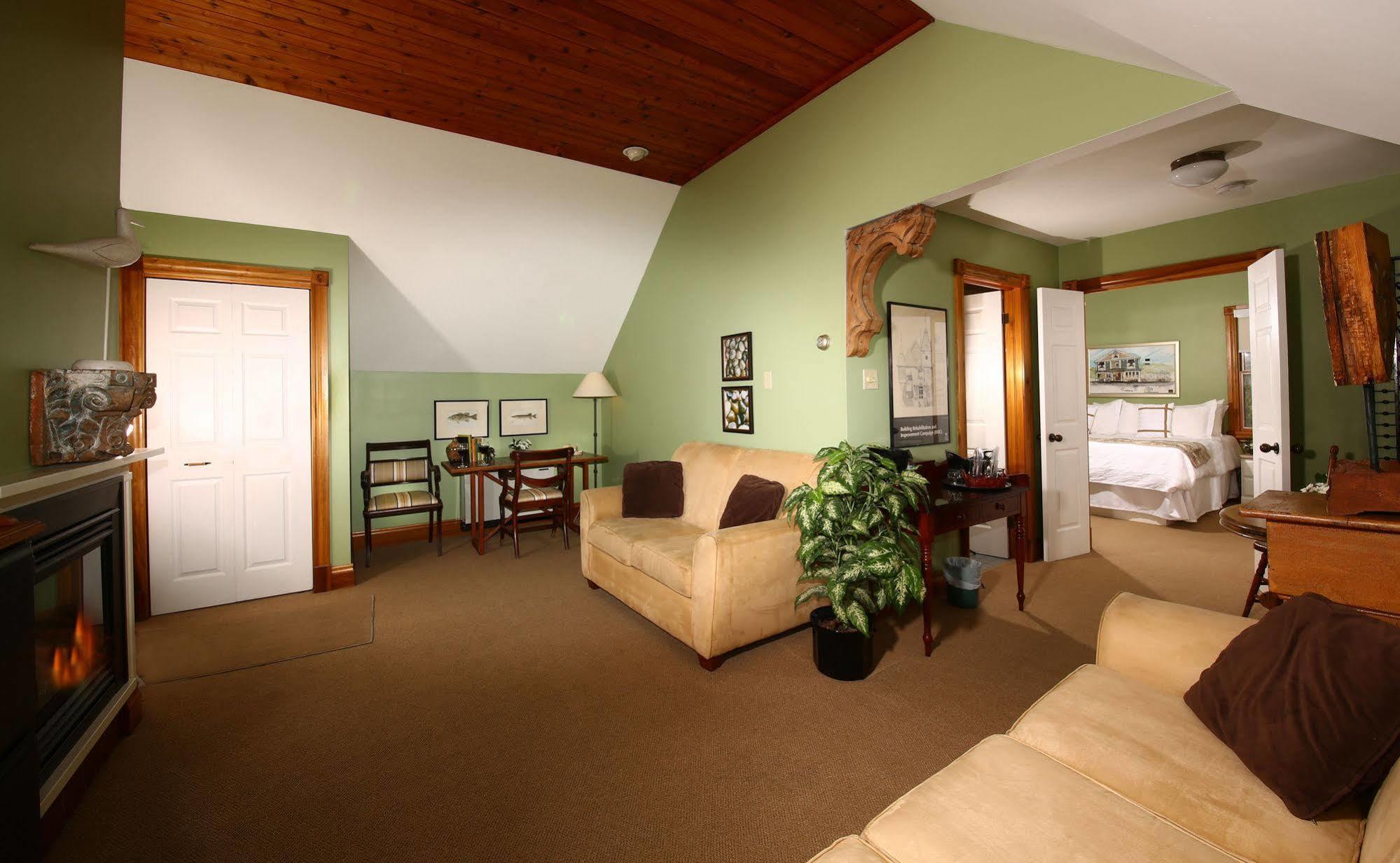 Kettle Creek Inn Port Stanley Εξωτερικό φωτογραφία