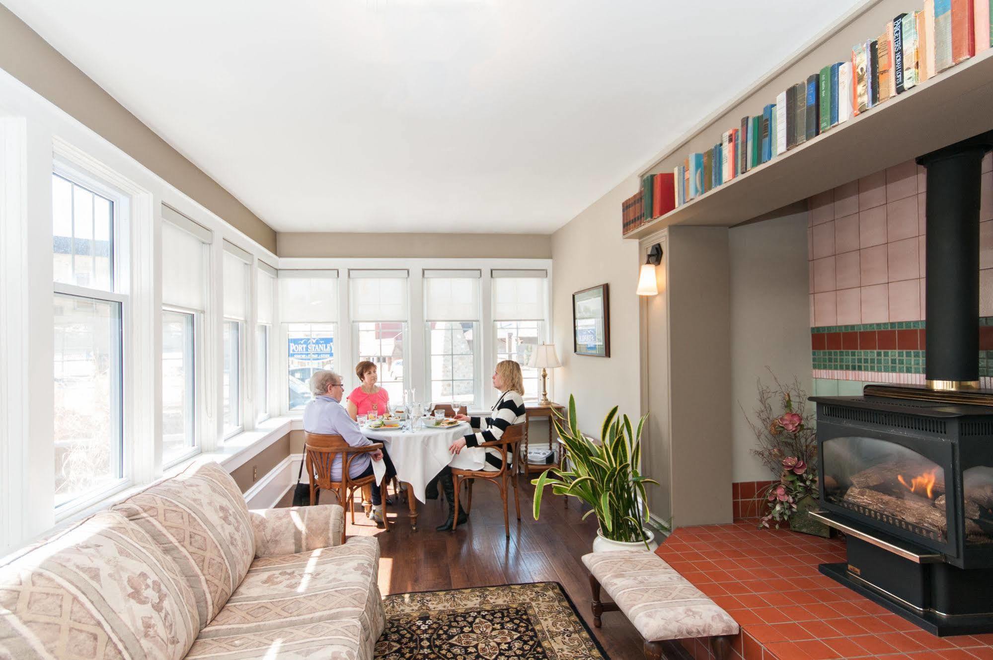Kettle Creek Inn Port Stanley Εξωτερικό φωτογραφία